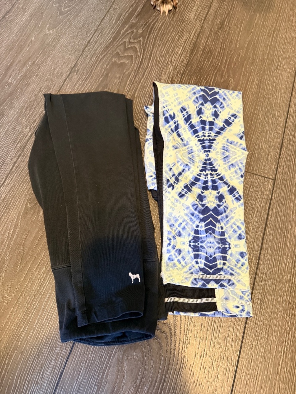 Victoria's Secret Yoga pants (2 pair)